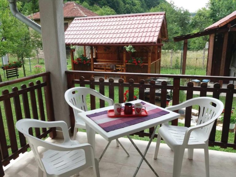 imgi 12 311179123 768x576