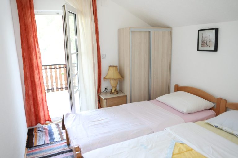 imgi 15 IMGL6337 768x512