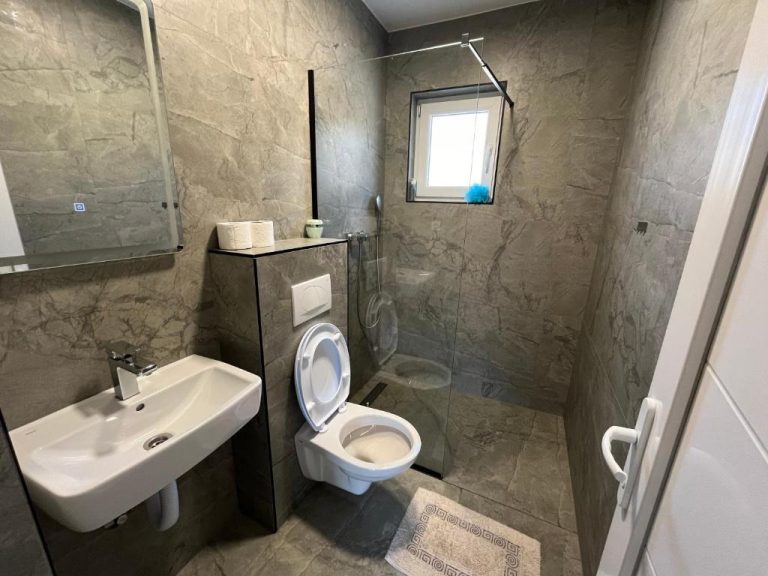 imgi 265 729466495 768x576