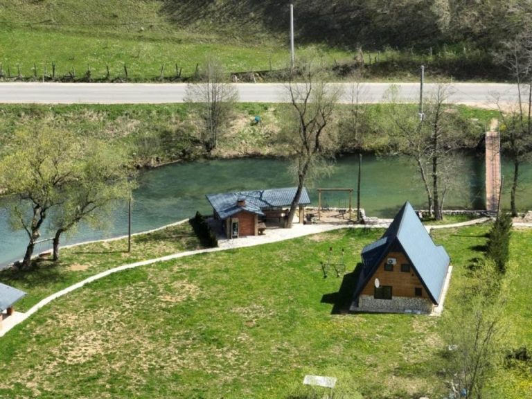 imgi 279 674091650 768x576