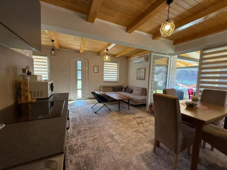 imgi 286 662125713 768x576