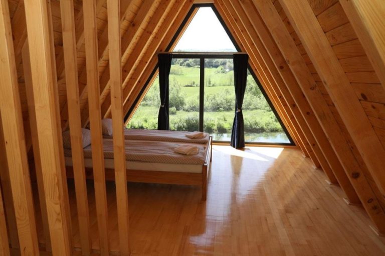 imgi 291 559030807 768x512