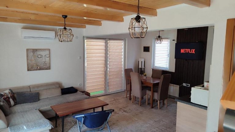 imgi 299 657470206 768x433