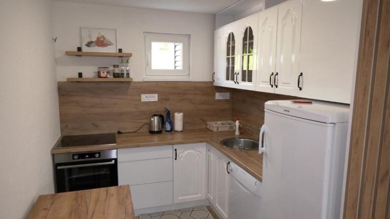 Kuca za odmor GAVRIC 14 768x432