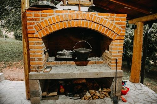 Vidоvo Domacinstvo 5