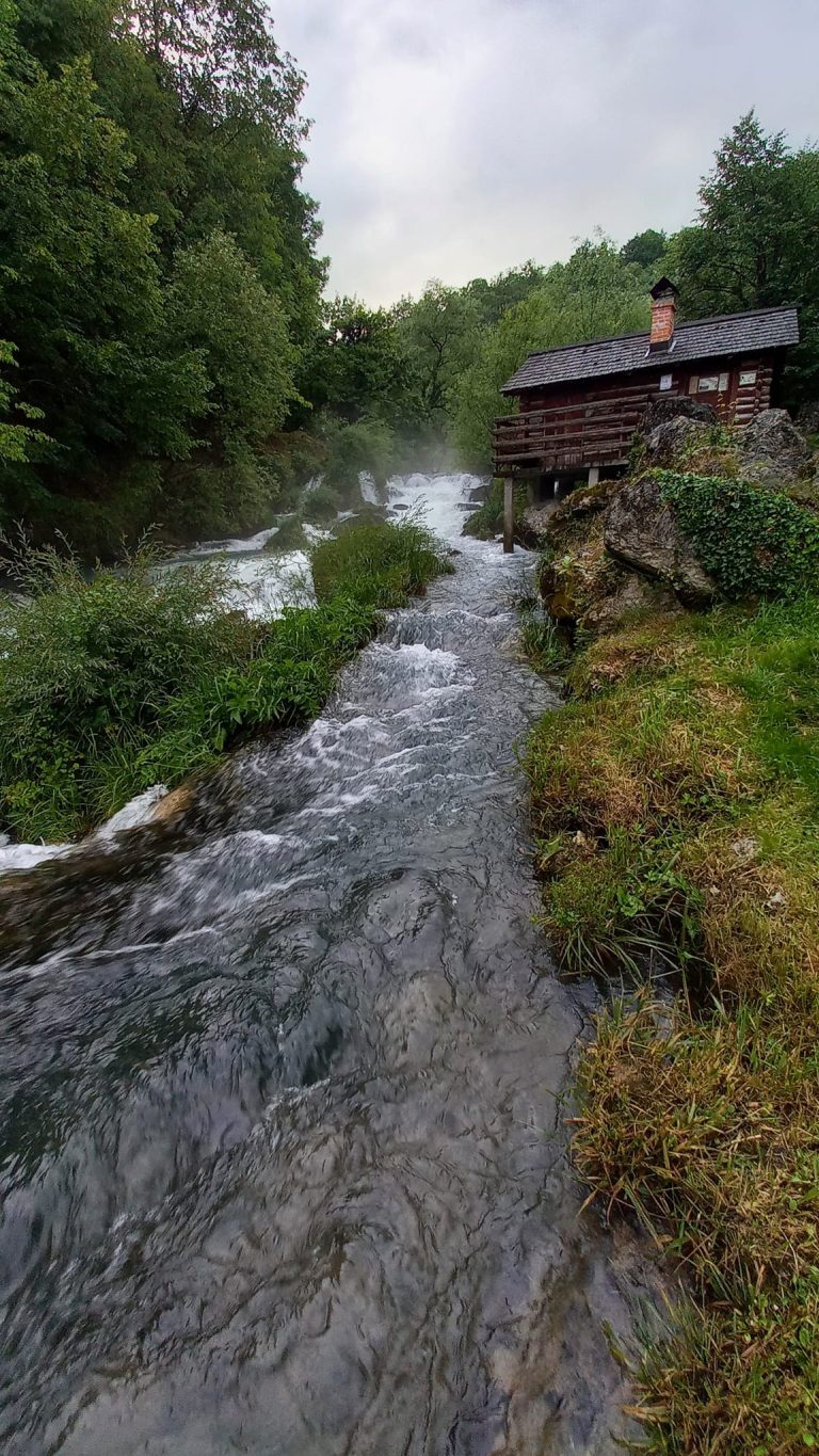 slapovi krupa 3 768x1365