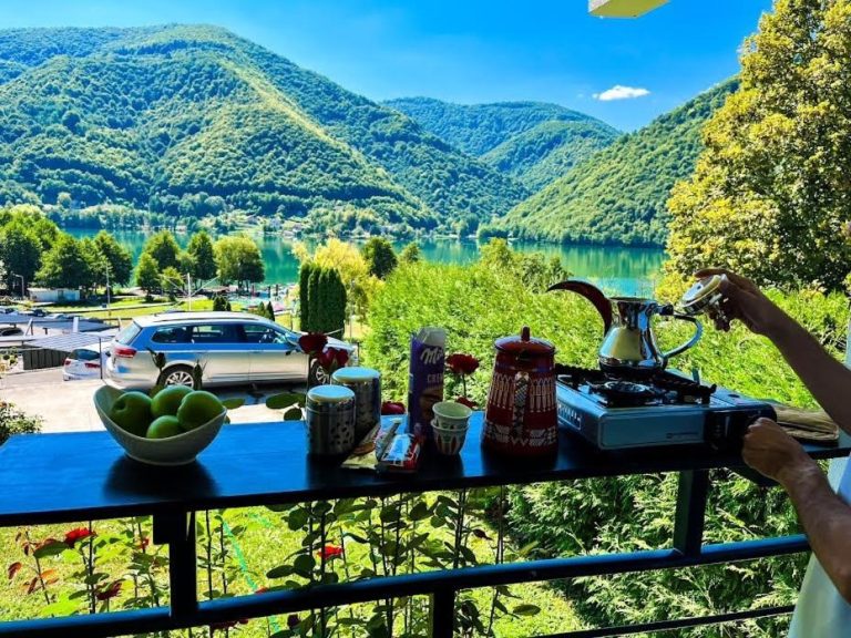 Jacuzzi apartment 3 768x576